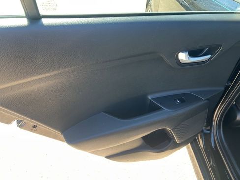 Certified 2023 Kia Rio S w/ Technology Package image 10