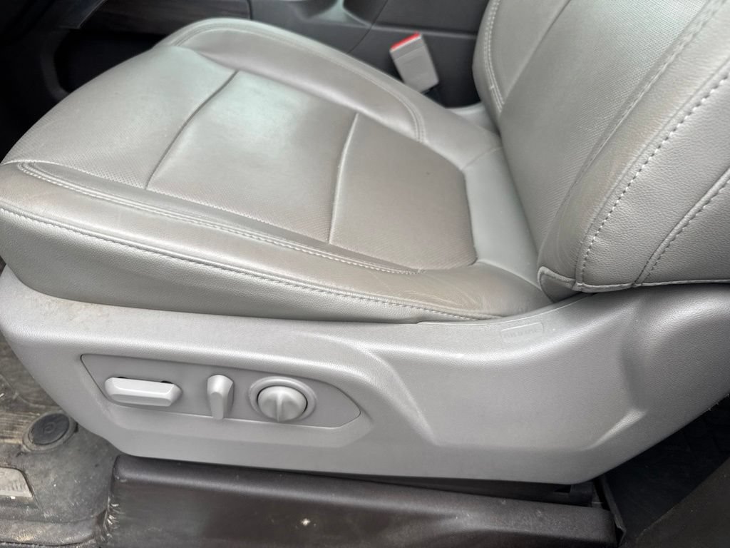 Used 2019 GMC Sierra 1500 SLT w/ SLT Premium Plus Package AWD/4WD image 25