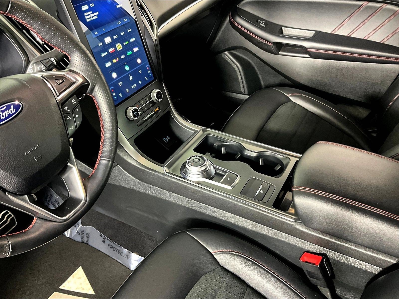 Used 2022 Ford Edge ST-Line AWD/4WD image 18