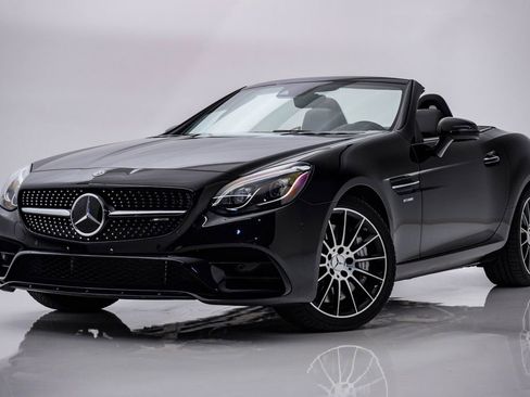 Used 2020 Mercedes-Benz SLC 43 AMG image 1