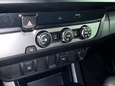 Used 2020 Toyota Tacoma SR w/ SR Convenience Package RWD image 26