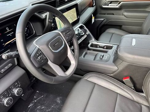 New 2026 GMC Sierra 3500 Denali w/ Denali Reserve Package image 10