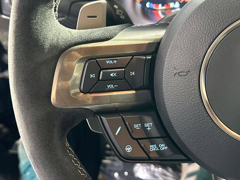 Used 2022 Ford Mustang Shelby GT500 w/ Technology Package image 22