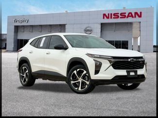 Used 2024 Chevrolet Trax RS w/ Driver Confidence Package FWD video 1