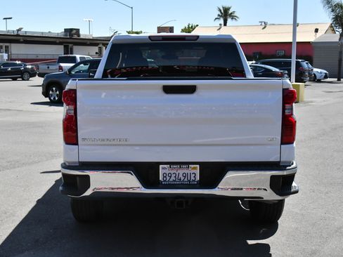 Used 2024 Chevrolet Silverado 1500 LT w/ Protection Package AWD/4WD image 7