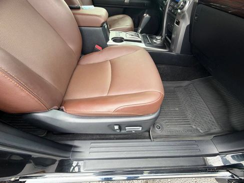 Used 2024 Toyota 4Runner Limited AWD/4WD image 52