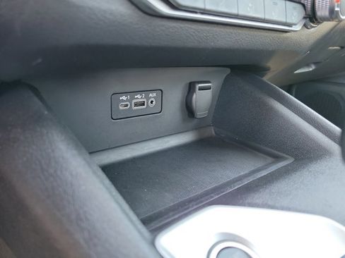 Used 2025 Nissan Altima 2.5 SV image 14