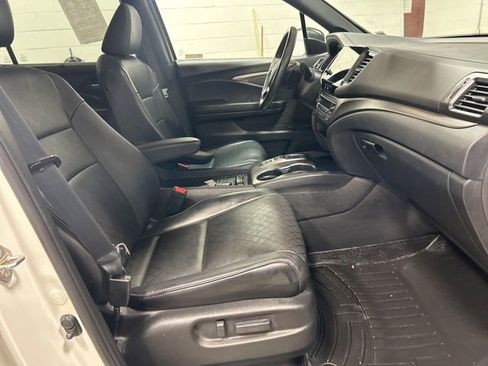 Used 2019 Honda Passport EX-L image 16