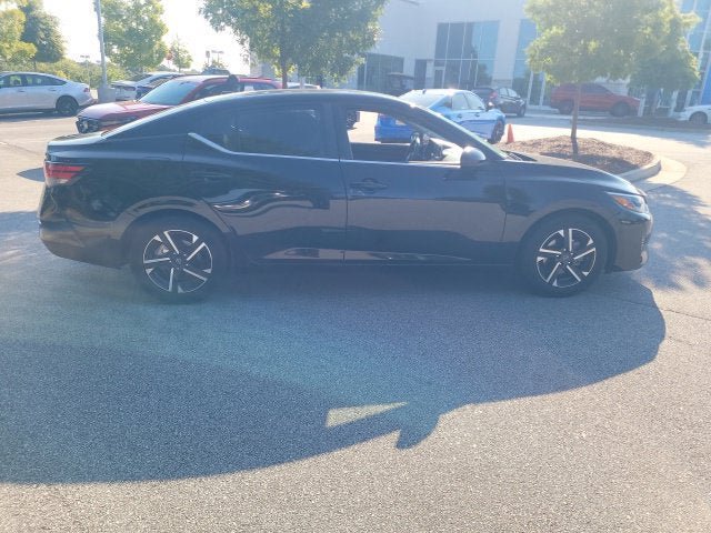 Used 2024 Nissan Sentra SV FWD image 9