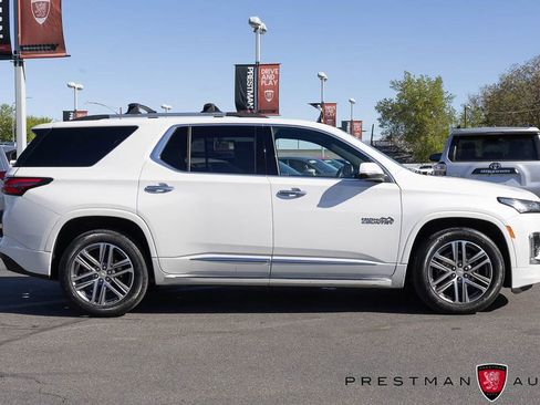 Used 2023 Chevrolet Traverse High Country w/ LPO, Floor Liner Package AWD/4WD image 22
