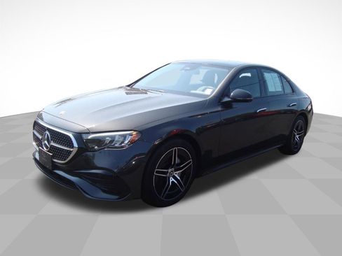 Used 2024 Mercedes-Benz E 350 4MATIC Sedan image 21