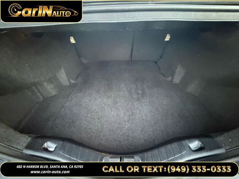 Used 2020 Ford Fusion SE image 28