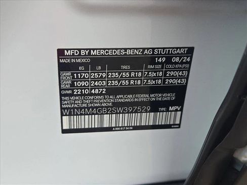 Certified 2025 Mercedes-Benz GLB 250 image 21