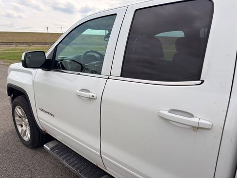 Used 2015 GMC Sierra 1500 SLE w/ SLE Value Package image 8