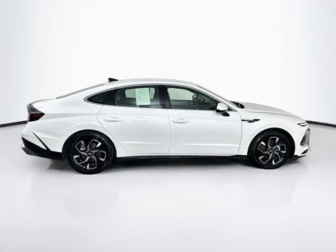 Used 2025 Hyundai Sonata SEL FWD image 10