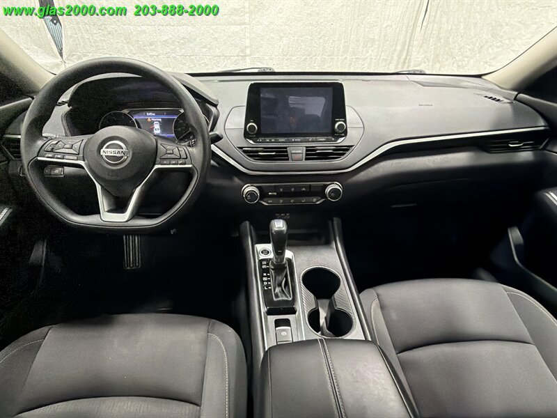 Used 2020 Nissan Altima 2.5 S AWD/4WD image 6