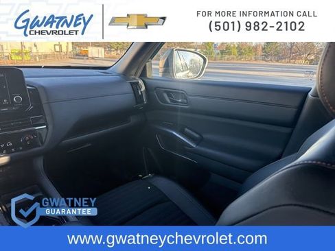 Used 2024 Nissan Pathfinder Rock Creek image 24