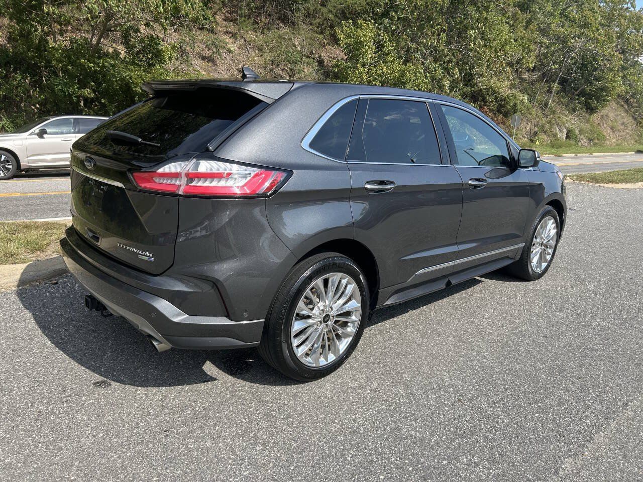 Used 2020 Ford Edge Titanium w/ Equipment Group 301A AWD/4WD image 8