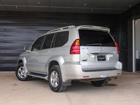 Used 2004 Lexus GX 470 AWD/4WD image 3
