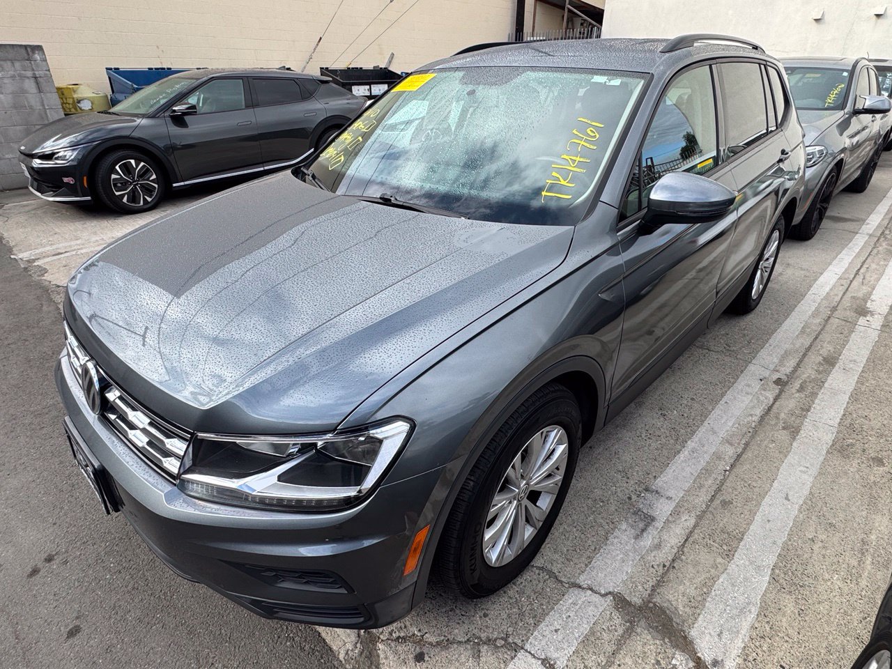Used 2019 Volkswagen Tiguan S w/ Driver Assistance Package FWD image 2