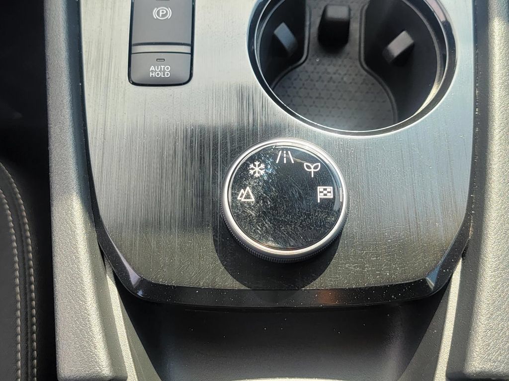 Used 2026 Nissan Rogue SV AWD/4WD image 31