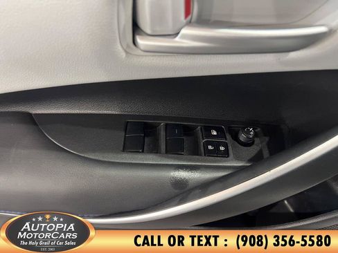 Used 2021 Toyota Corolla SE w/ SE Premium Package FWD image 20