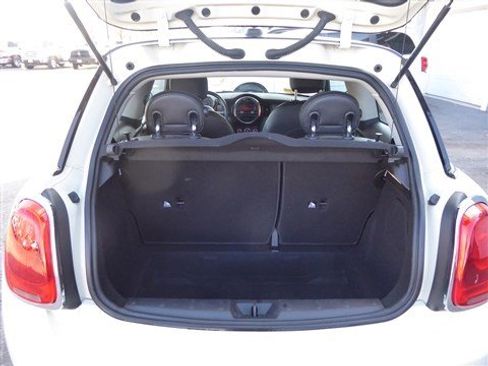 Used 2016 MINI Cooper 2-Door Hardtop image 17