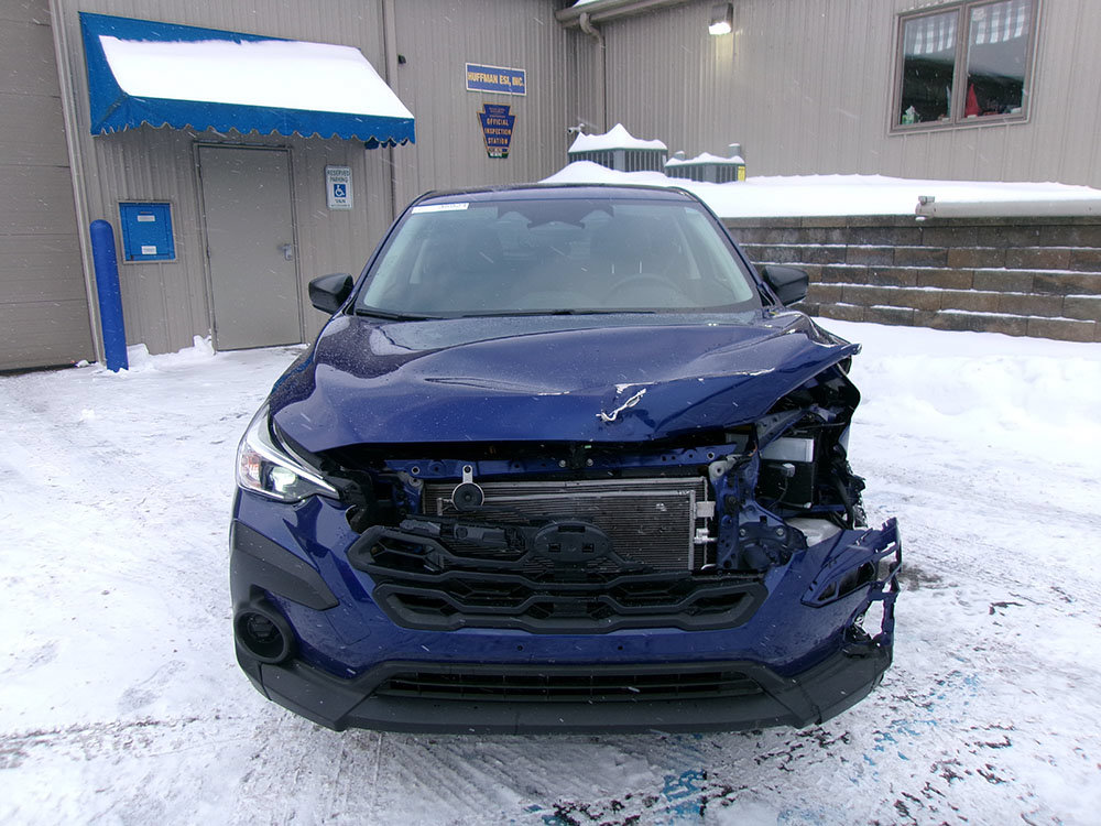 Used 2024 Subaru Crosstrek 2.0i AWD/4WD image 2