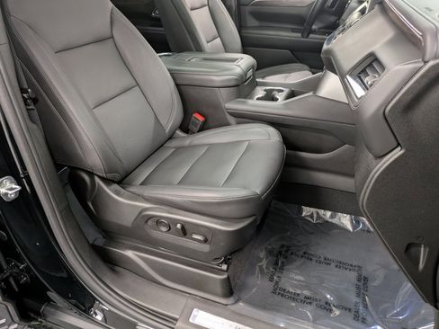 Used 2023 Chevrolet Tahoe Z71 image 28