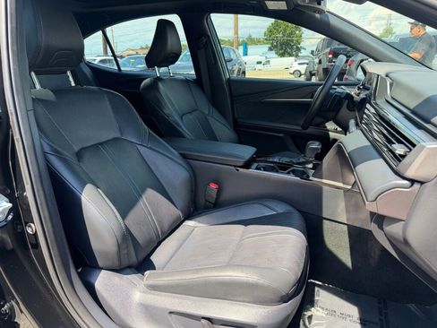 Used 2025 Toyota Camry XSE FWD image 28
