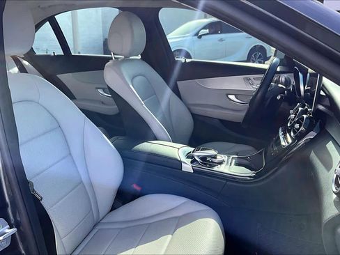Used 2015 Mercedes-Benz C 300 Sedan image 8
