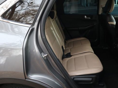 Used 2021 Ford Escape Titanium image 21