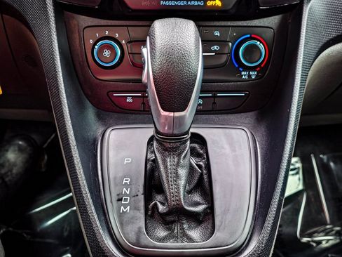 Used 2022 Ford Transit Connect XL image 20