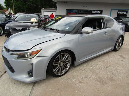 Used 2014 Scion tC 10 Series FWD image 1