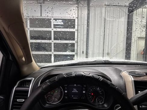 Used 2020 RAM 2500 Laramie AWD/4WD image 7