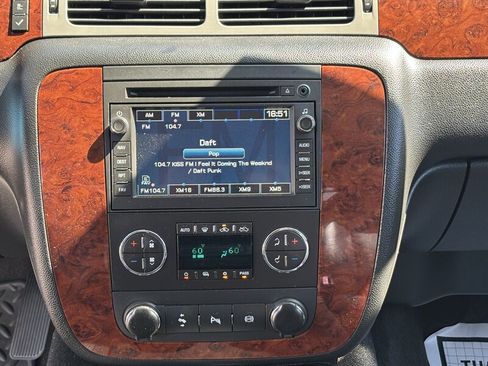 Used 2011 Chevrolet Silverado 3500 LTZ w/ LTZ Plus Package image 21