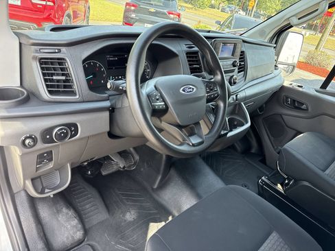 Used 2024 Ford Transit 250 Low Roof w/ Exterior Upgrade Package RWD image 10