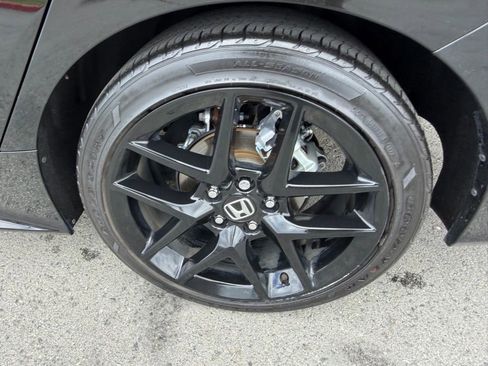 Used 2023 Honda Civic Sport image 13
