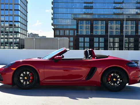 Certified 2025 Porsche 718 Boxster GTS image 2