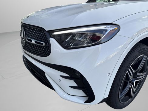 New 2026 Mercedes-Benz GLC 300 image 12