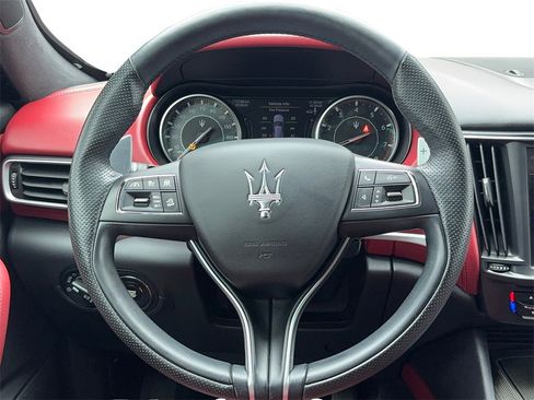 Used 2022 Maserati Levante Modena image 18