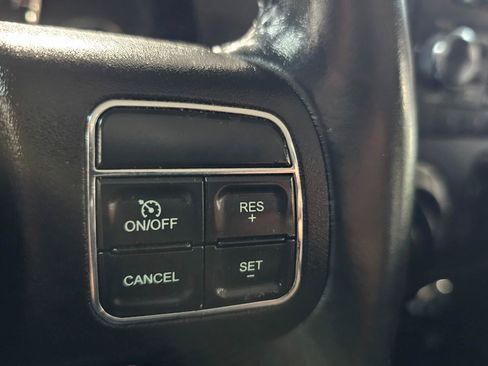 Used 2016 Jeep Wrangler Sport w/ Quick Order Package 24S AWD/4WD image 18