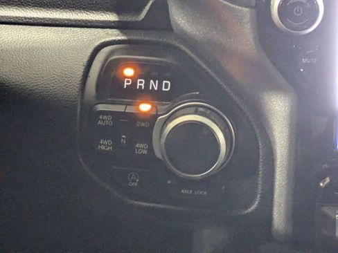 Used 2024 RAM 1500 Big Horn AWD/4WD image 19