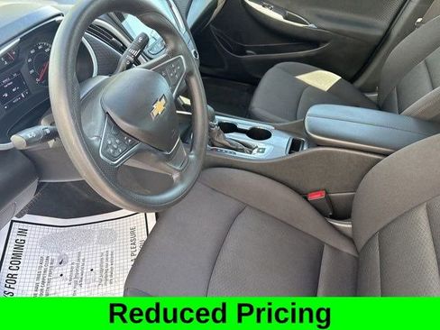 Used 2024 Chevrolet Malibu LT image 11