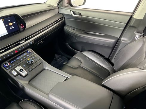 Used 2023 Hyundai Palisade Limited w/ Cargo Package image 25