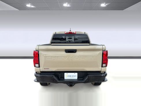 Certified 2024 Chevrolet Colorado Trail Boss w/ Technology Package AWD/4WD image 9