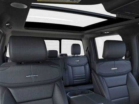 New 2026 Ford F250 Platinum w/ Tremor Off-Road Package image 44