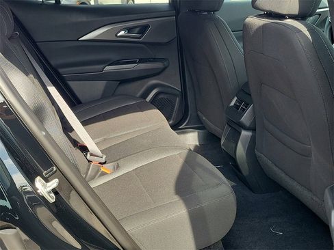 New 2026 Chevrolet Equinox EV LT image 15