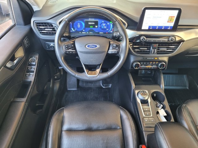 Used 2022 Ford Escape Titanium FWD image 19