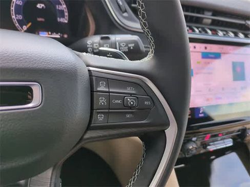 New 2025 Jeep Grand Cherokee L Limited image 25